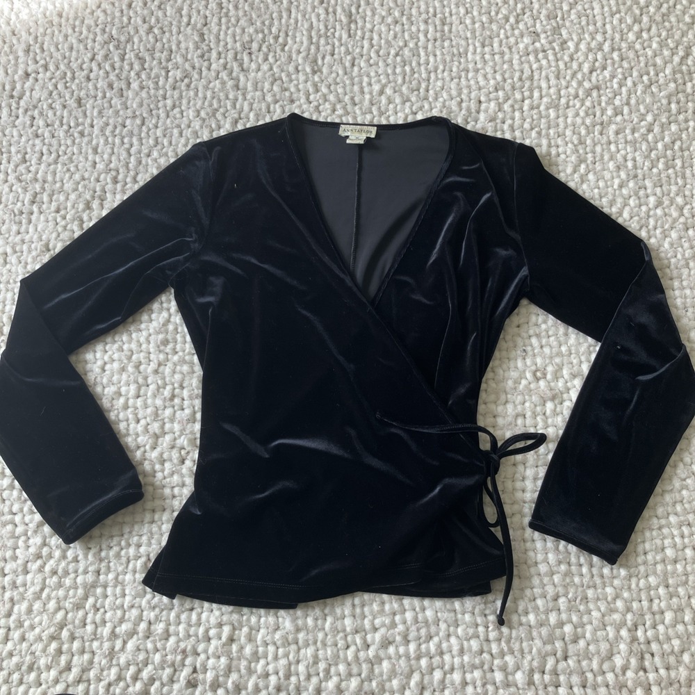 VTG Ann Taylor Black Velvet Wrap Cardigan Medium Whimsigoth 90's - Picture 2 of 10